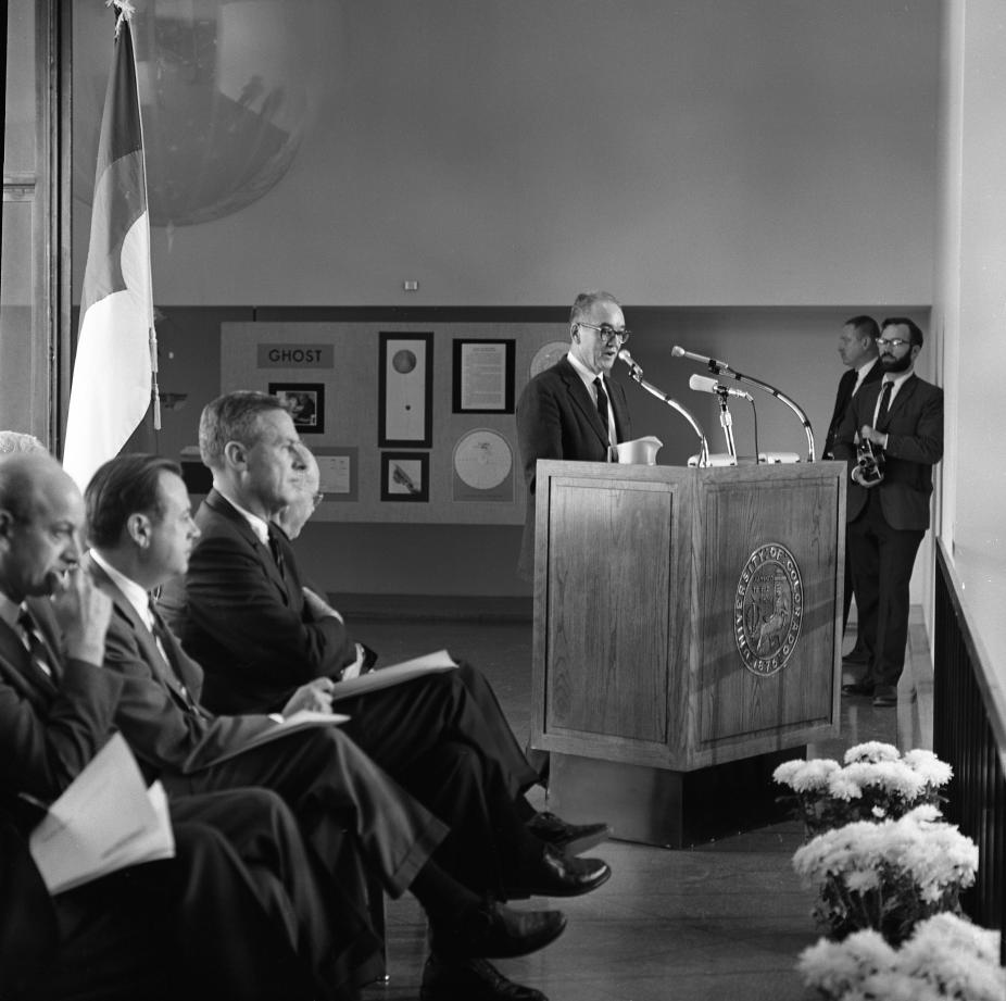Walter Orr Roberts speaks at the dedication.